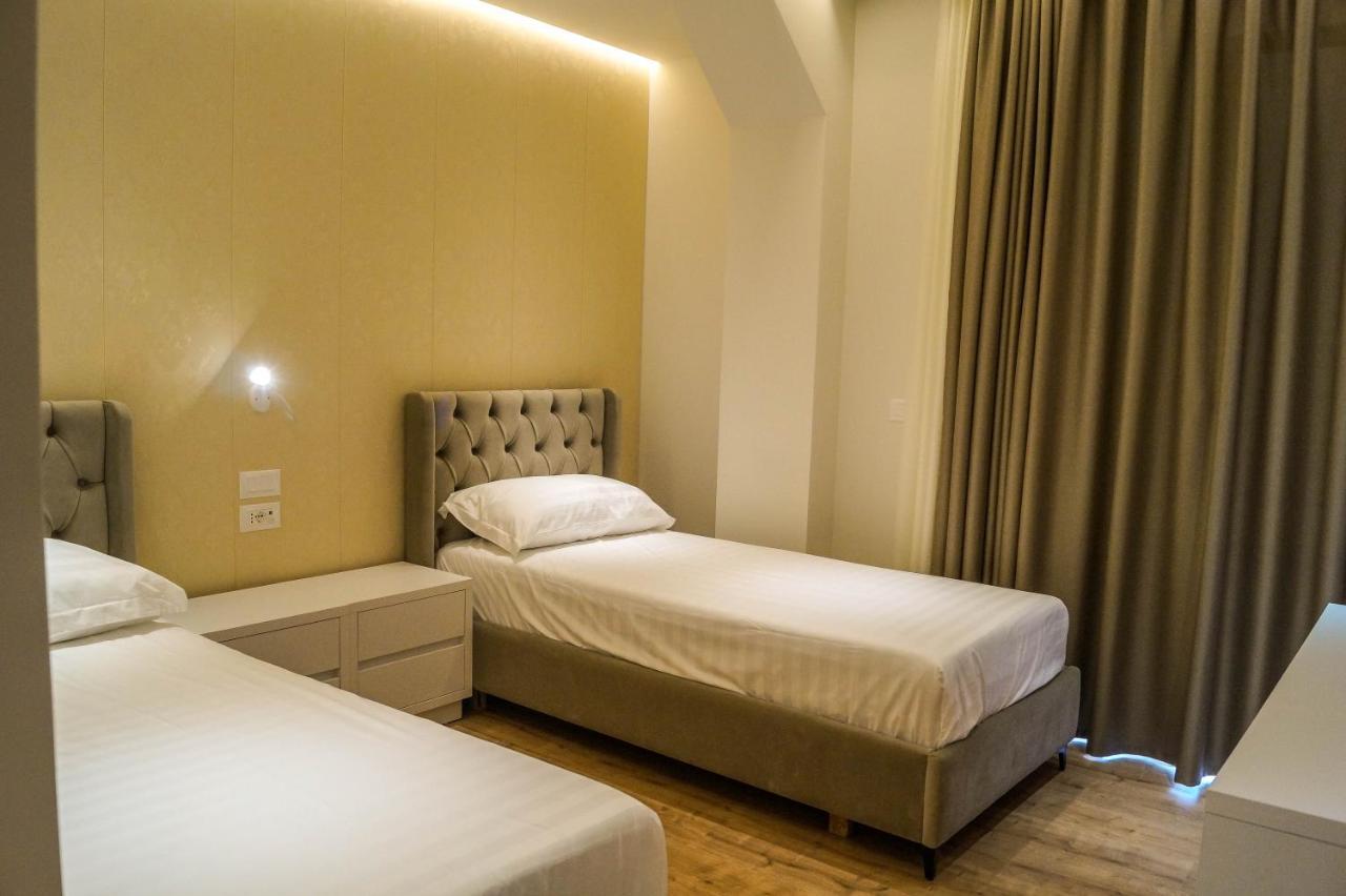 Hotel Red Hill 4*